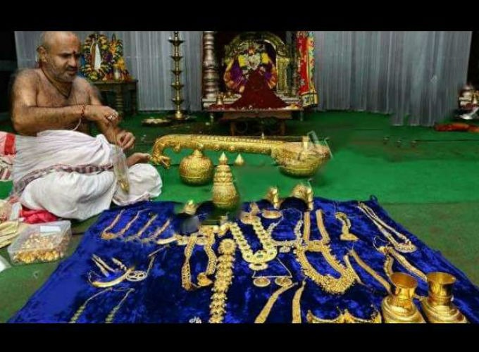 Mysuru Palace Witness Trishika Kumari's Baby Shower Mysuru Palace Witness Trishika Kumari's Baby Shower