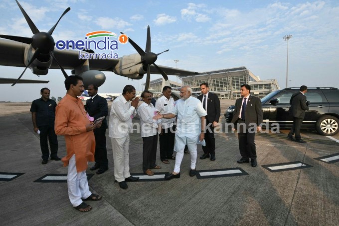 PM Modi Celebrates Gujarat And Himachal Victory In Mangaluru PM Modi Celebrates Gujarat And Himachal Victory In Mangaluru