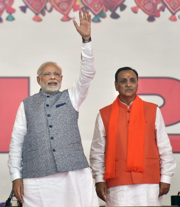 Vijay Rupani Takes Sworn In As Gujarat Chief Minister Vijay Rupani Takes Sworn In As Gujarat Chief Minister