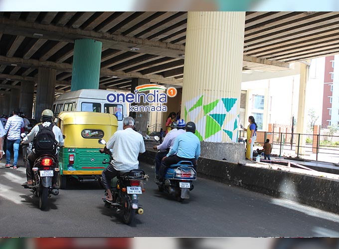 The Ugly Indian Stunning! The Ugly Defaced Pillars Of Banashankari Metro Station The Ugly Indian Stunning! The Ugly Defaced Pillars Of Banashankari Metro Station