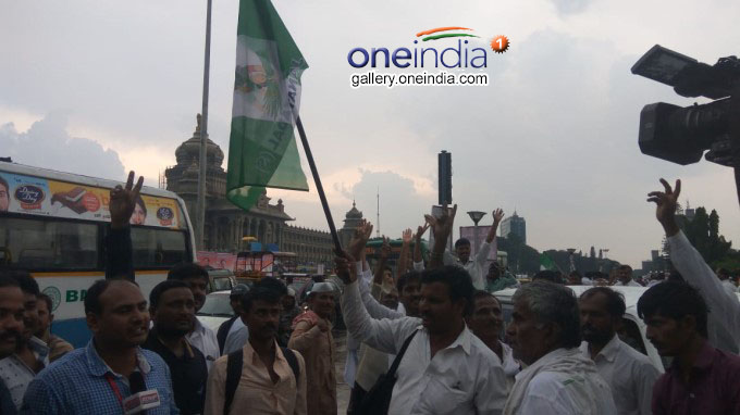 Karnataka CM HD Kumaraswamy Swearing-In Ceremony Karnataka CM HD Kumaraswamy Swearing-In Ceremony