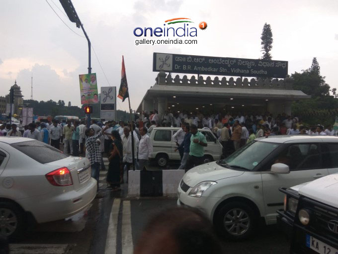 Karnataka CM HD Kumaraswamy Swearing-In Ceremony Karnataka CM HD Kumaraswamy Swearing-In Ceremony