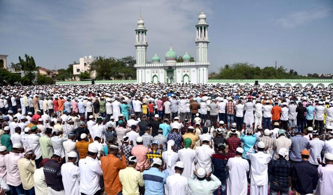 Eid Ul Fitr 2018 Celebration Across World Eid Ul Fitr 2018 Celebration Across World