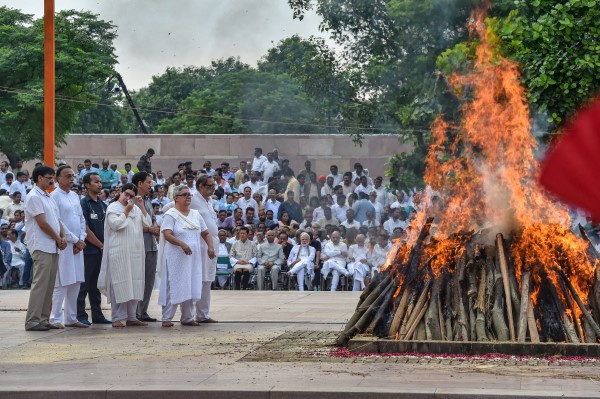 Former PM Atal Bihari Vajpayee Passes Away Former PM Atal Bihari Vajpayee Passes Away