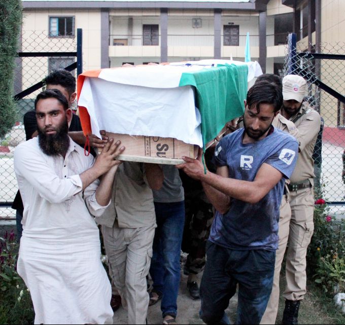 News In Photos (22 August 2018) | Photos Of Top News Today - Oneindia Gallery News In Photos (22 August 2018) | Photos Of Top News Today - Oneindia Gallery