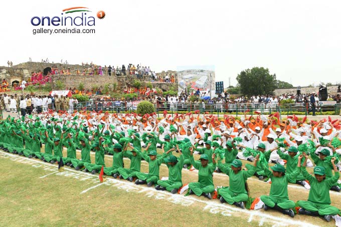 Telangana CM KCR Unfurls Tricolor At Golconda Fort Telangana CM KCR Unfurls Tricolor At Golconda Fort