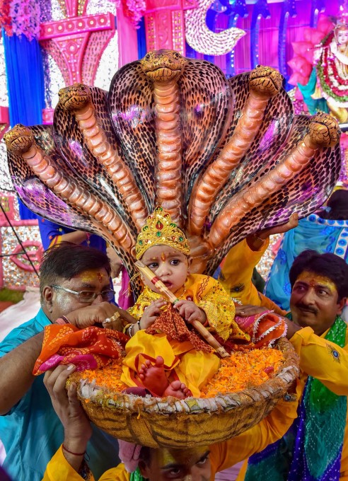 Krishna Janmashtami Celebration Across India 2018 Krishna Janmashtami Celebration Across India 2018