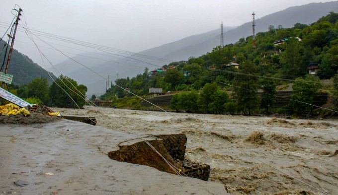 Heavy Rains Lash Himachal Pradesh Heavy Rains Lash Himachal Pradesh