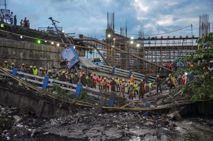 Bridge Collapse In Kolkata Bridge Collapse In Kolkata
