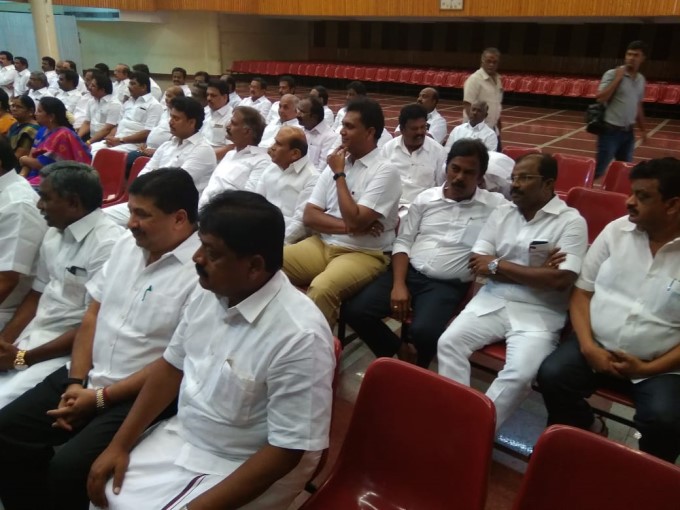 DMK Meeting Adopts 8 Resolutions DMK Meeting Adopts 8 Resolutions