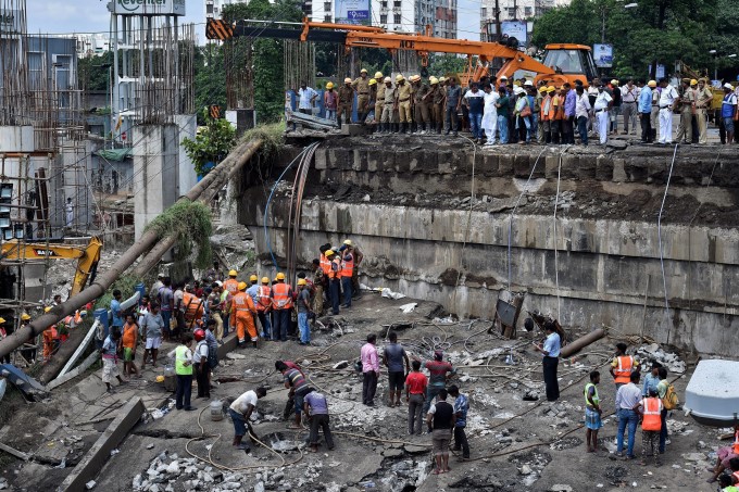 Bridge Collapse In Kolkata Bridge Collapse In Kolkata