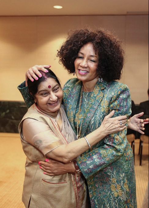 News In Photos (27 September 2018) | Photos Of Top News Today - Oneindia Gallery News In Photos (27 September 2018) | Photos Of Top News Today - Oneindia Gallery