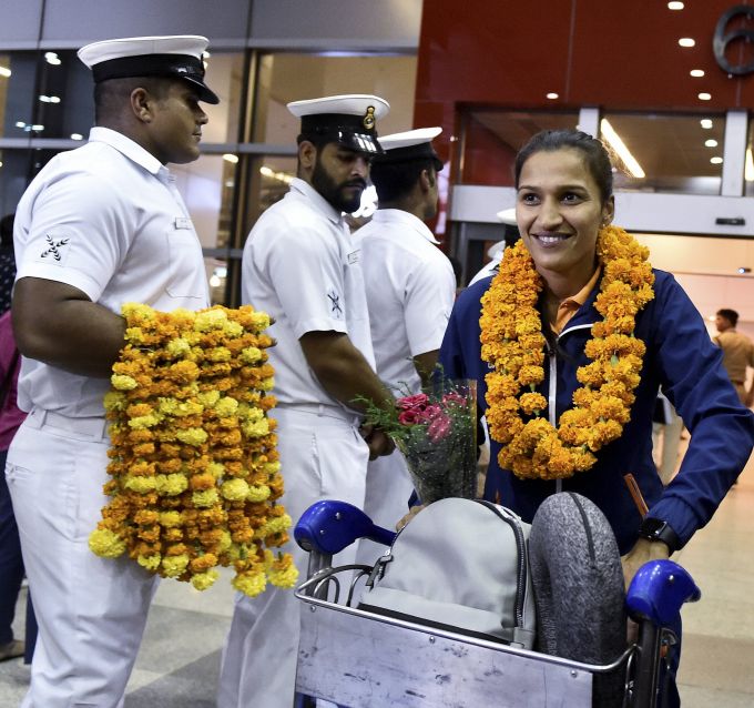 News In Photos (3 September 2018) | Photos Of Top News Today - Oneindia Gallery News In Photos (3 September 2018) | Photos Of Top News Today - Oneindia Gallery