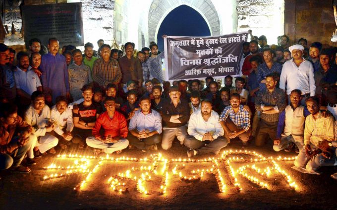 News In Photos (20 October 2018) | Photos Of Top News Today - Oneindia Gallery News In Photos (20 October 2018) | Photos Of Top News Today - Oneindia Gallery