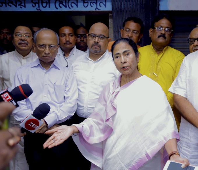 News In Photos (23 October 2018) | Photos Of Top News Today - Oneindia Gallery News In Photos (23 October 2018) | Photos Of Top News Today - Oneindia Gallery