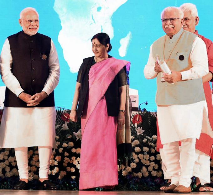 News In Photos (2 October 2018) | Photos Of Top News Today - Oneindia Gallery News In Photos (2 October 2018) | Photos Of Top News Today - Oneindia Gallery