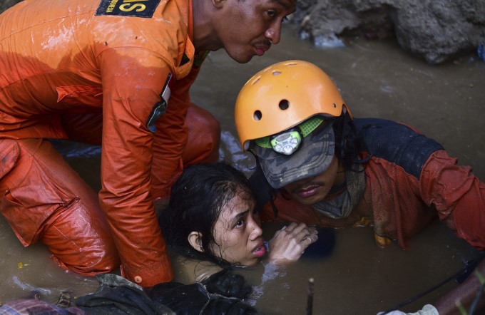 Indonesia Earthquake And Tsunami Indonesia Earthquake And Tsunami