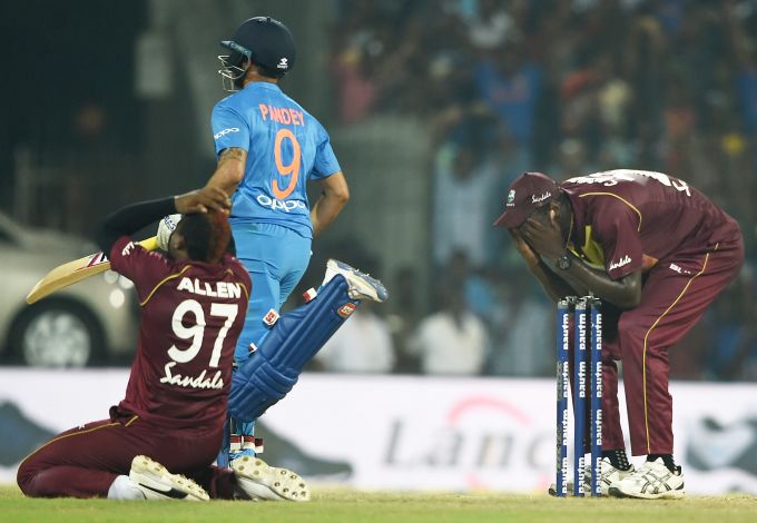 News In Photos (11 November 2018) | Photos Of Top News Today - Oneindia Gallery News In Photos (11 November 2018) | Photos Of Top News Today - Oneindia Gallery