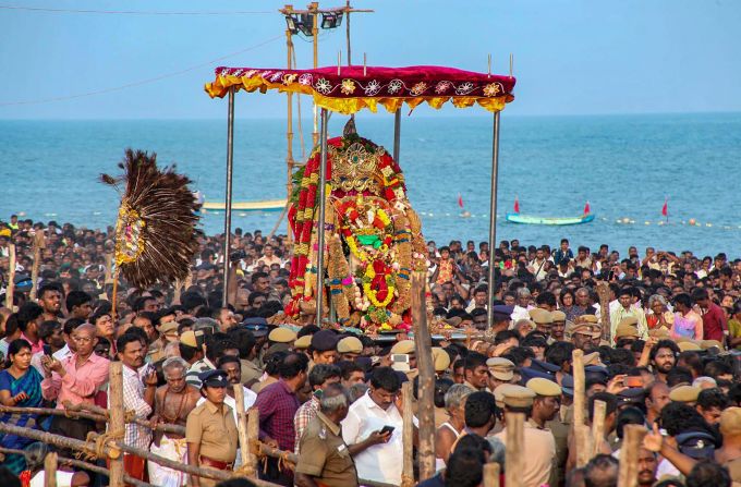 News In Photos (13 November 2018) | Photos Of Top News Today - Oneindia Gallery News In Photos (13 November 2018) | Photos Of Top News Today - Oneindia Gallery
