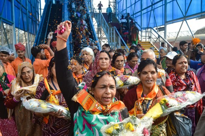 News In Photos (15 November 2018) | Photos Of Top News Today - Oneindia Gallery News In Photos (15 November 2018) | Photos Of Top News Today - Oneindia Gallery