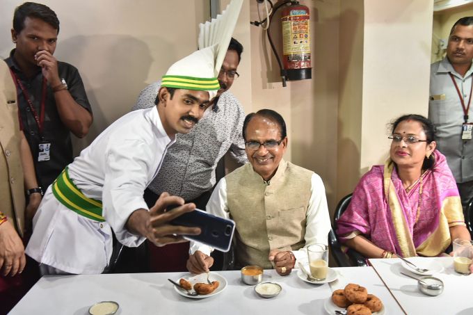 News In Photos (27 November 2018) | Photos Of Top News Today - Oneindia Gallery News In Photos (27 November 2018) | Photos Of Top News Today - Oneindia Gallery