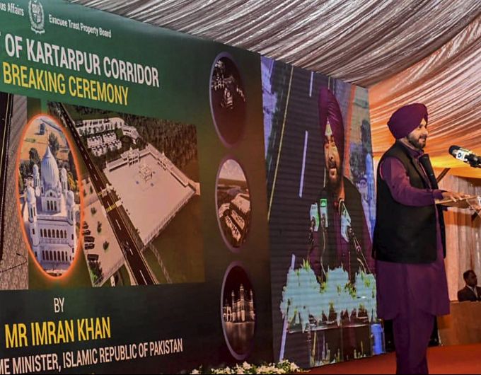 News In Photos (28 November 2018) | Photos Of Top News Today - Oneindia Gallery News In Photos (28 November 2018) | Photos Of Top News Today - Oneindia Gallery
