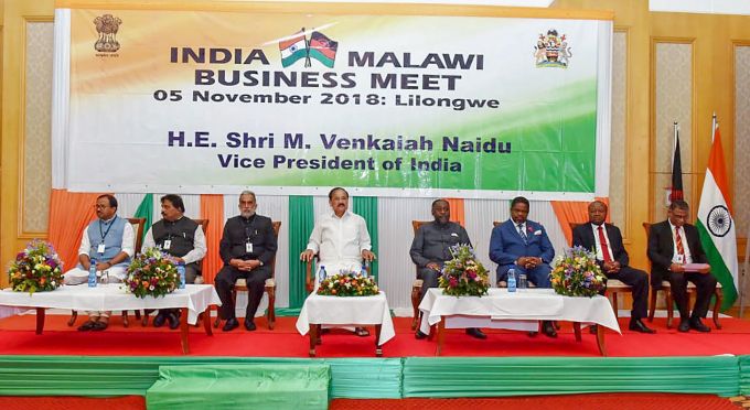 News In Photos (5 November 2018) | Photos Of Top News Today - Oneindia Gallery News In Photos (5 November 2018) | Photos Of Top News Today - Oneindia Gallery