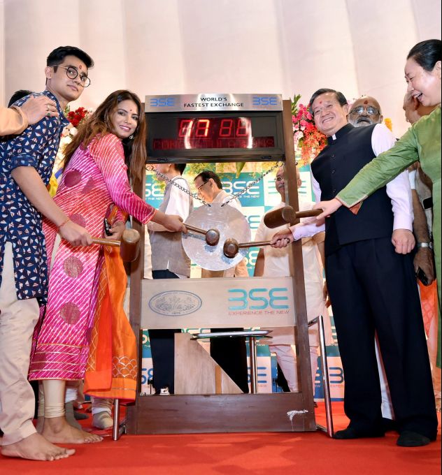 News In Photos (7 November 2018) | Photos Of Top News Today - Oneindia Gallery News In Photos (7 November 2018) | Photos Of Top News Today - Oneindia Gallery