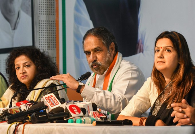 Photo Gallery: Congress Party Election Campaign In Madhya Pradesh 2018 Photo Gallery: Congress Party Election Campaign In Madhya Pradesh 2018