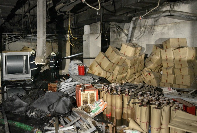 Fire Broke Out At ESIC Kamgar Hospital In Mumbai Fire Broke Out At ESIC Kamgar Hospital In Mumbai