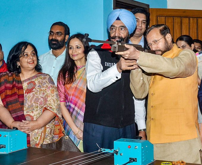 News In Photos (12 December 2018) | Photos Of Top News Today - Oneindia Gallery News In Photos (12 December 2018) | Photos Of Top News Today - Oneindia Gallery