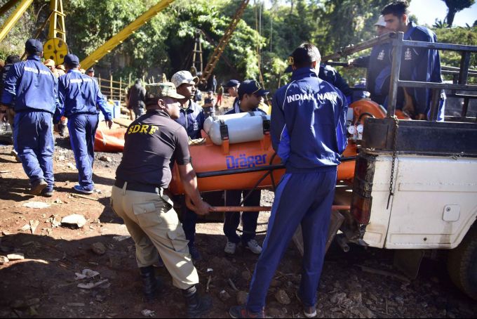 News In Photos (30 December 2018) | Photos Of Top News Today - Oneindia Gallery News In Photos (30 December 2018) | Photos Of Top News Today - Oneindia Gallery