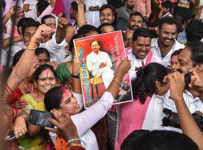 TRS Supporters And Workers Celebrate Party's Victory TRS Supporters And Workers Celebrate Party's Victory