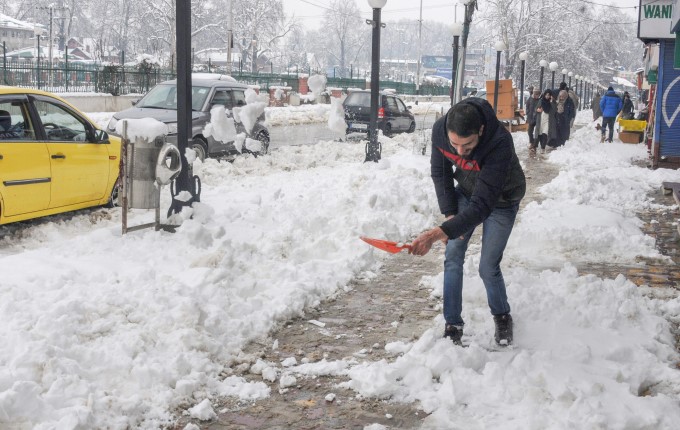 Snowfall In Jammu Kashmir, Himachal And Uttarakhand Snowfall In Jammu Kashmir, Himachal And Uttarakhand