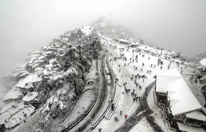 Snowfall In Jammu Kashmir, Himachal And Uttarakhand Snowfall In Jammu Kashmir, Himachal And Uttarakhand
