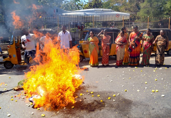 Statewide Protest In Kerala As Two Women Entered Sabarimala Temple Statewide Protest In Kerala As Two Women Entered Sabarimala Temple