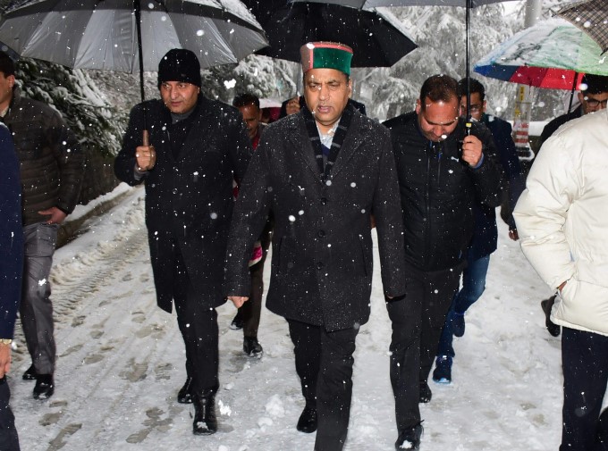 Snowfall In Jammu Kashmir, Himachal And Uttarakhand Snowfall In Jammu Kashmir, Himachal And Uttarakhand