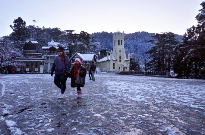 Snowfall In Jammu Kashmir, Himachal And Uttarakhand Snowfall In Jammu Kashmir, Himachal And Uttarakhand