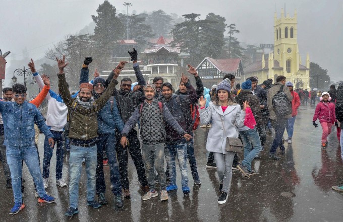Snowfall In Jammu Kashmir, Himachal And Uttarakhand Snowfall In Jammu Kashmir, Himachal And Uttarakhand