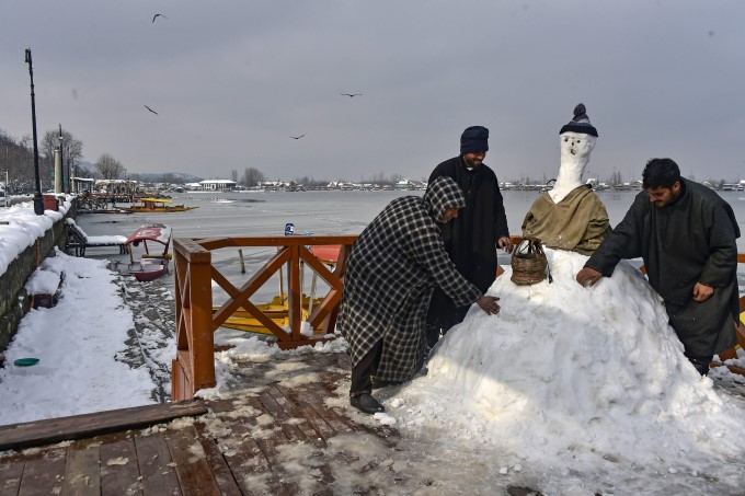Snowfall In Jammu Kashmir, Himachal And Uttarakhand Snowfall In Jammu Kashmir, Himachal And Uttarakhand