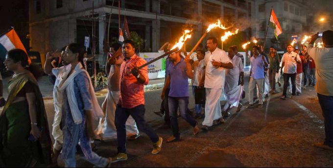 News In Photos (2 January 2019) | Photos Of Top News Today - Oneindia Gallery News In Photos (2 January 2019) | Photos Of Top News Today - Oneindia Gallery