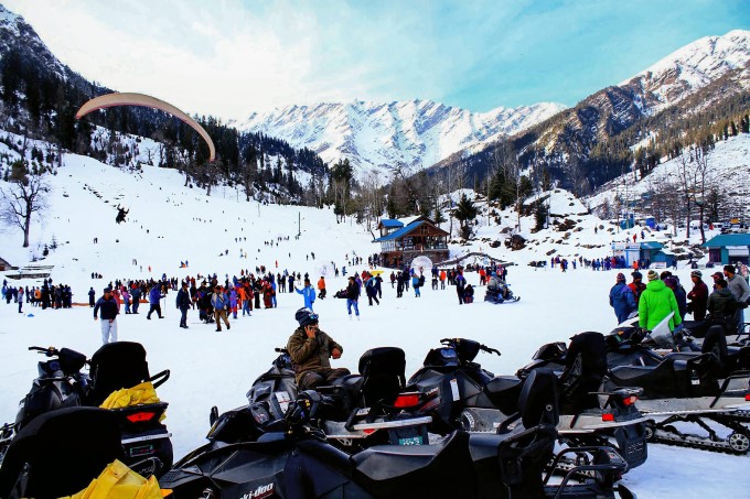 Snowfall In Jammu Kashmir, Himachal And Uttarakhand Snowfall In Jammu Kashmir, Himachal And Uttarakhand