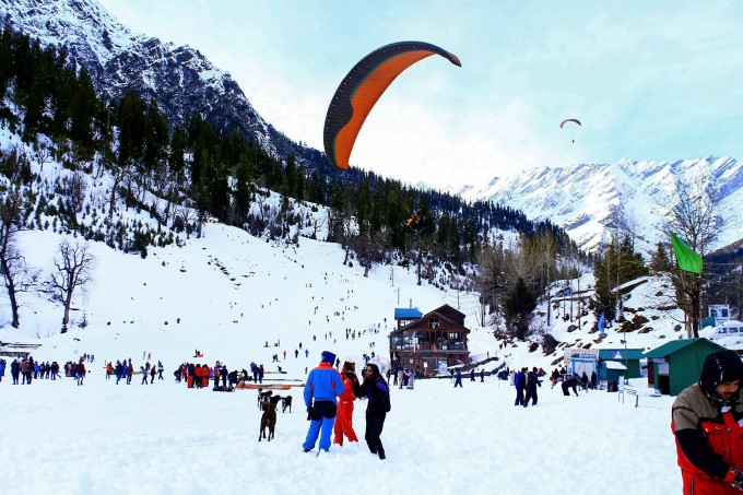 Snowfall In Jammu Kashmir, Himachal And Uttarakhand Snowfall In Jammu Kashmir, Himachal And Uttarakhand