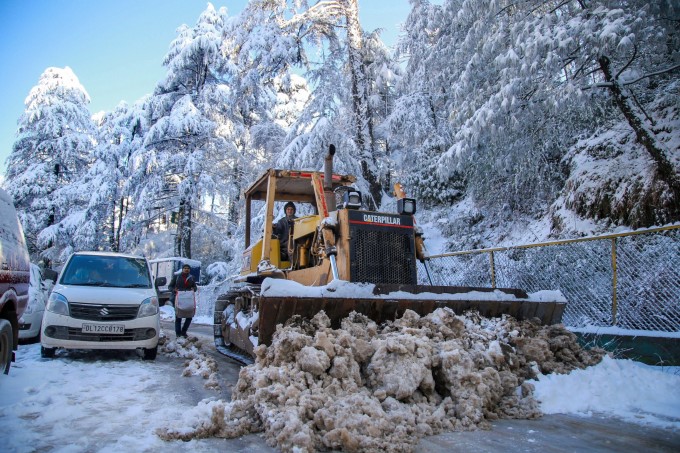 Snowfall In Jammu Kashmir, Himachal And Uttarakhand Snowfall In Jammu Kashmir, Himachal And Uttarakhand
