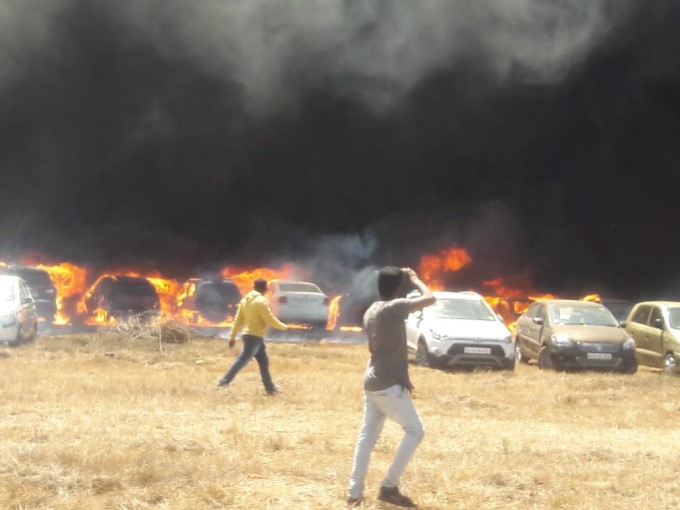 Aero India 2019 : Fire Mishap In Bengaluru Aero India 2019 : Fire Mishap In Bengaluru