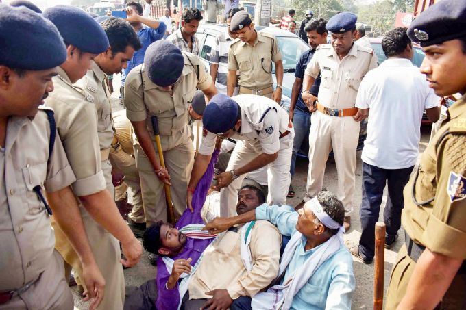 News In Photos (21 February 2019) | Photos Of Top News Today - Oneindia Gallery News In Photos (21 February 2019) | Photos Of Top News Today - Oneindia Gallery