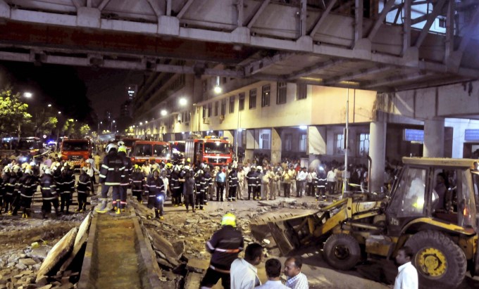 Mumbai Foot Over Bridge Collapse Near CST Mumbai Foot Over Bridge Collapse Near CST