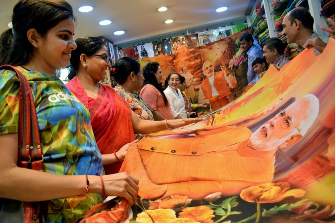 News In Photos (11 March 2019) | Photos Of Top News Today - Oneindia Gallery News In Photos (11 March 2019) | Photos Of Top News Today - Oneindia Gallery