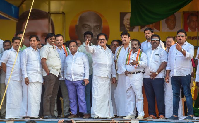 News In Photos (12 March 2019) | Photos Of Top News Today - Oneindia Gallery News In Photos (12 March 2019) | Photos Of Top News Today - Oneindia Gallery