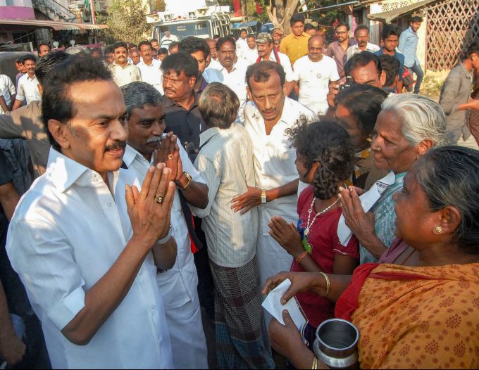 News In Photos (20 March 2019) | Photos Of Top News Today - Oneindia Gallery News In Photos (20 March 2019) | Photos Of Top News Today - Oneindia Gallery